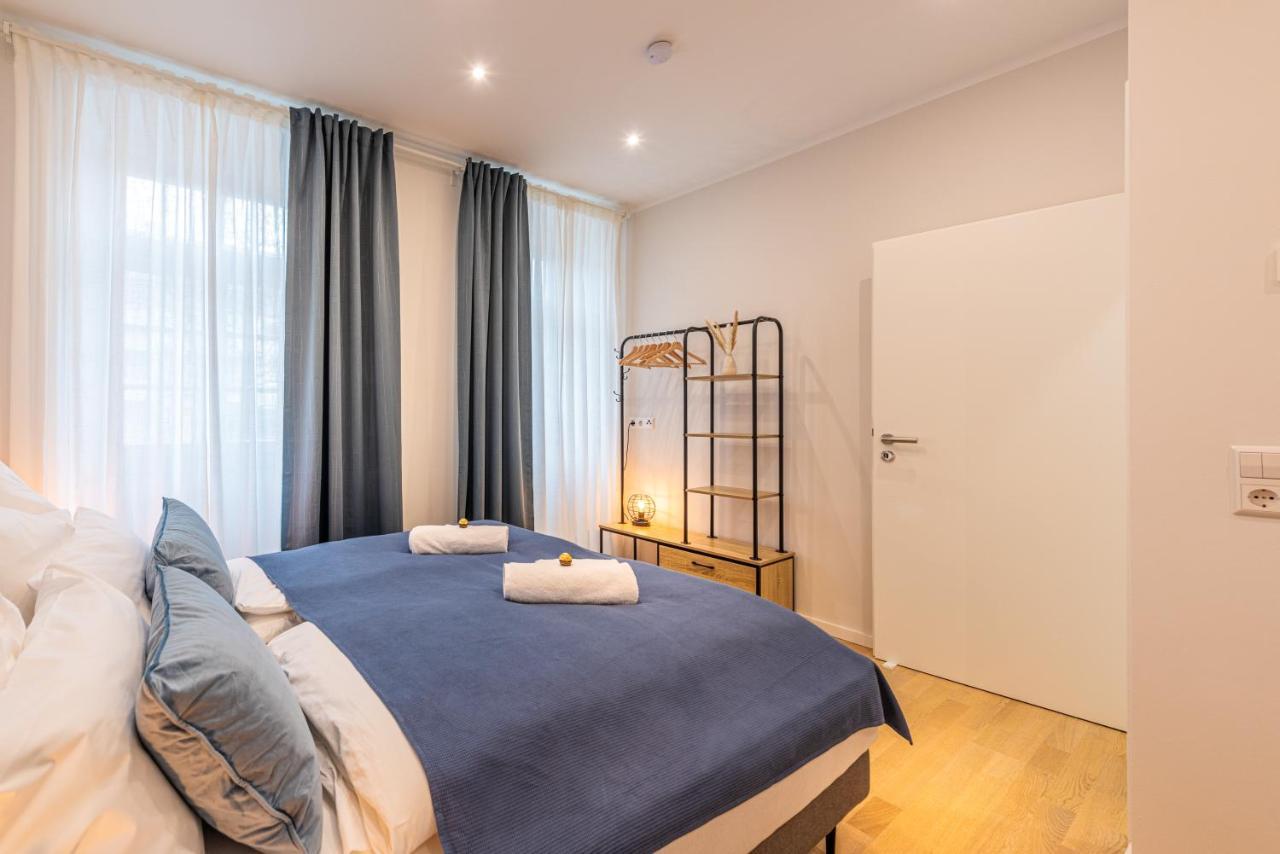 Vivid Luxury Apartment Ludwigsburg - Bluehendes Barock-Forum-Schloss-Modern Eksteriør billede