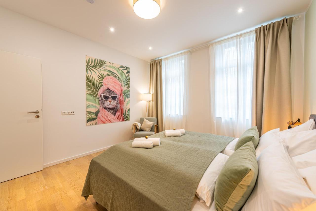 Vivid Luxury Apartment Ludwigsburg - Bluehendes Barock-Forum-Schloss-Modern Eksteriør billede
