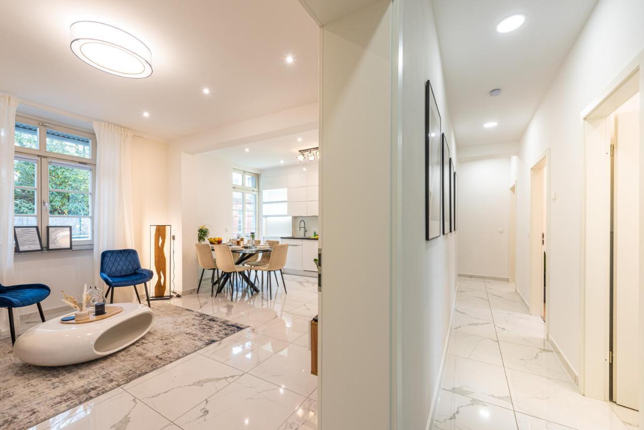Vivid Luxury Apartment Ludwigsburg - Bluehendes Barock-Forum-Schloss-Modern Eksteriør billede