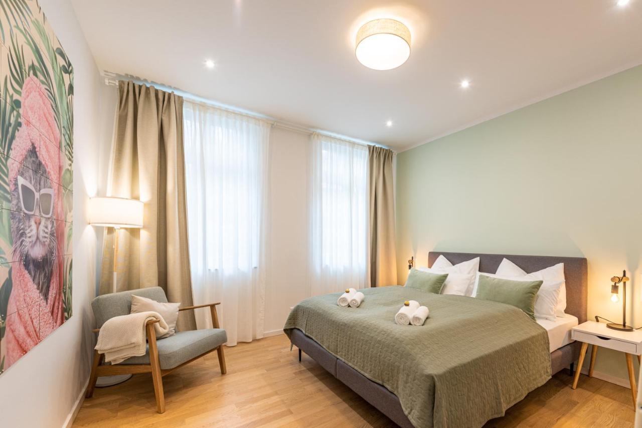 Vivid Luxury Apartment Ludwigsburg - Bluehendes Barock-Forum-Schloss-Modern Eksteriør billede